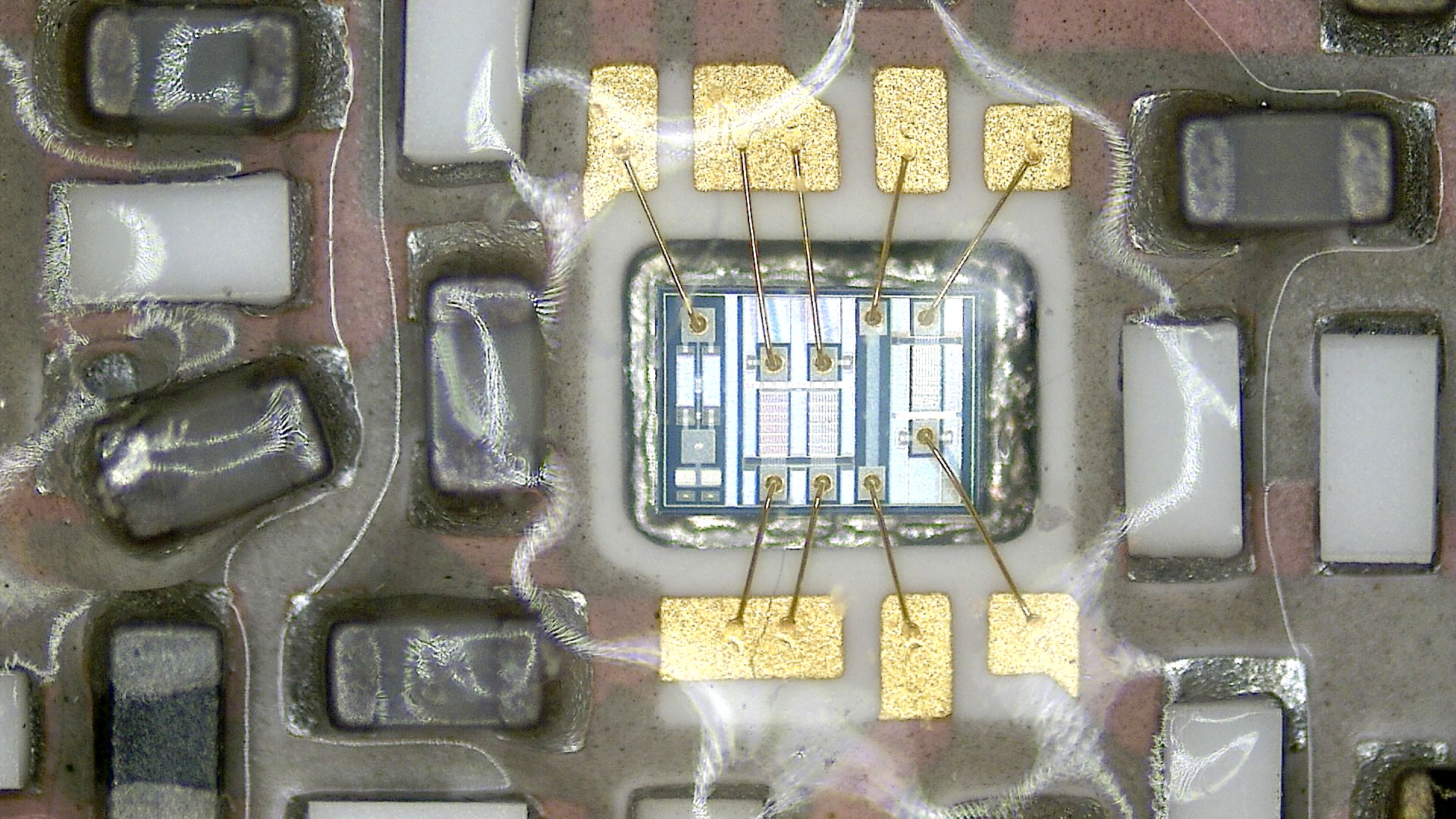 Close-up electronic package for reliability inspection